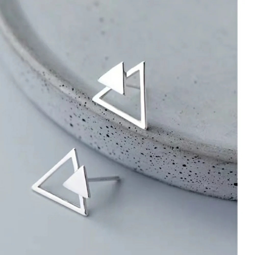 Chevron Stud Earrings |‎ 925 Sterling Silver
